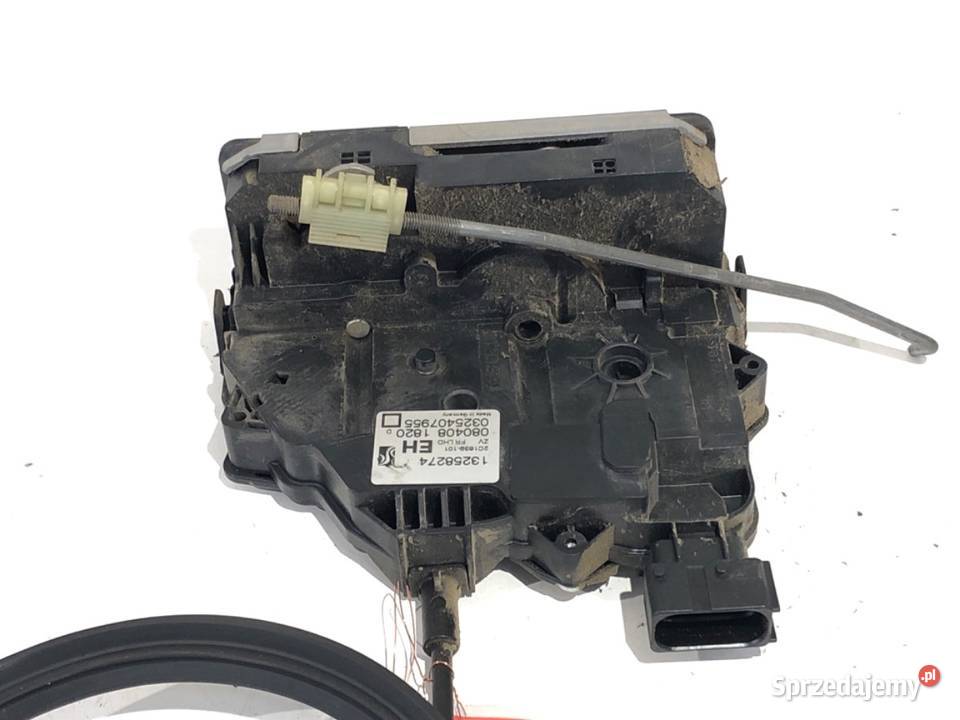 ZAMEK DRZWI PRAWY PRZÓD OPEL CORSA D Hatchback