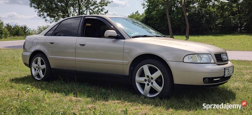 Audi A4 B5 16 BG 1999 lifcie zadbane i lakier metallic Busko-Zdrój