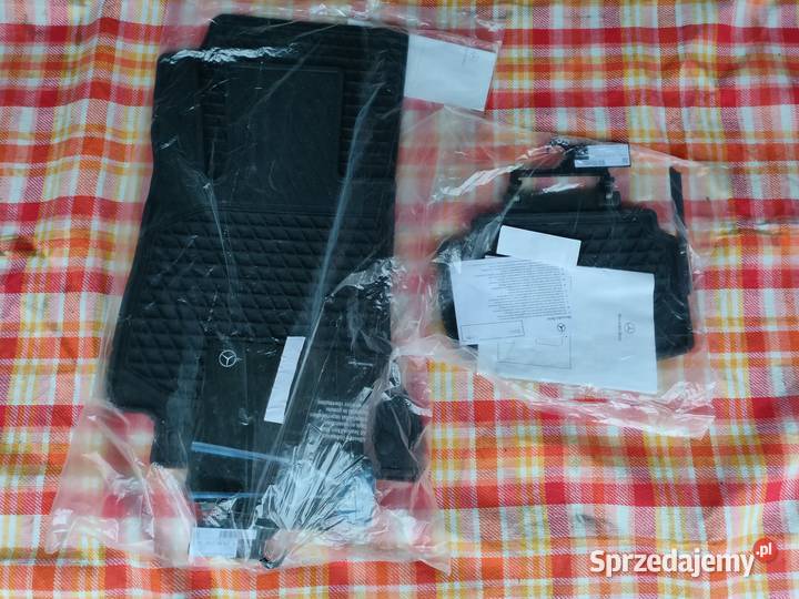 Oryginalne dywaniki gumowe Mercedes E Klasa A238 Bolewice