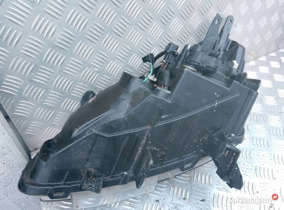 Renault Koleos I 2011 Przód strona prawa Lampa Barłogi sprzedam