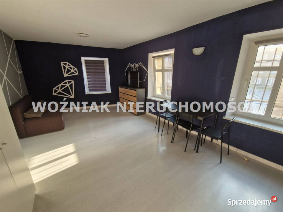 Sprzedam dom wolnostojący 182m2 Wałbrzych asfalt