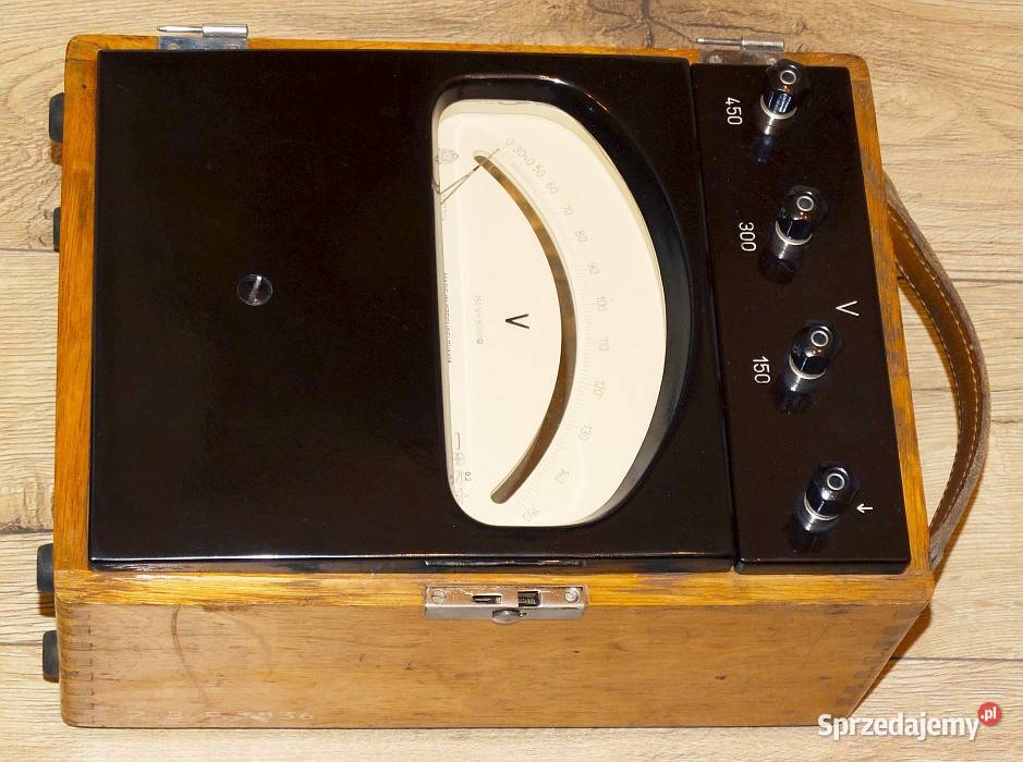 Woltomierz laboratoryjny analogowy 150300450 V Gliwice sprzedam