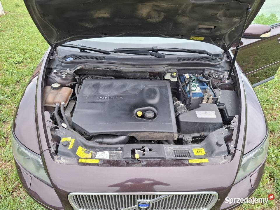 Volvo v50 20 D 2004r bordowy V50 Średnie Duże