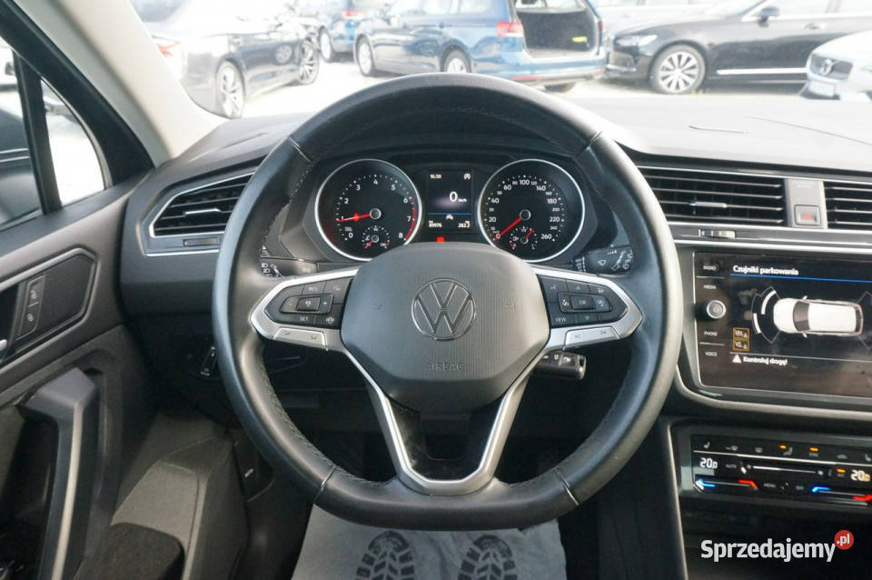Volkswagen Tiguan 15 TSI 150 EVO Life Salon czujnik deszczu Poznań