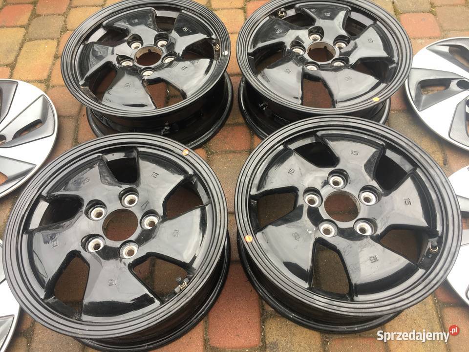 Felgi aluminiowe z kołpakami Hyundai Ioniq 15 Samochodowe pomorskie sprzedam