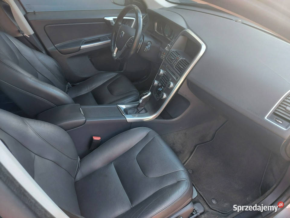 Volvo XC 60 xenon navi automat grzane fotele I 155210km Drelów sprzedam