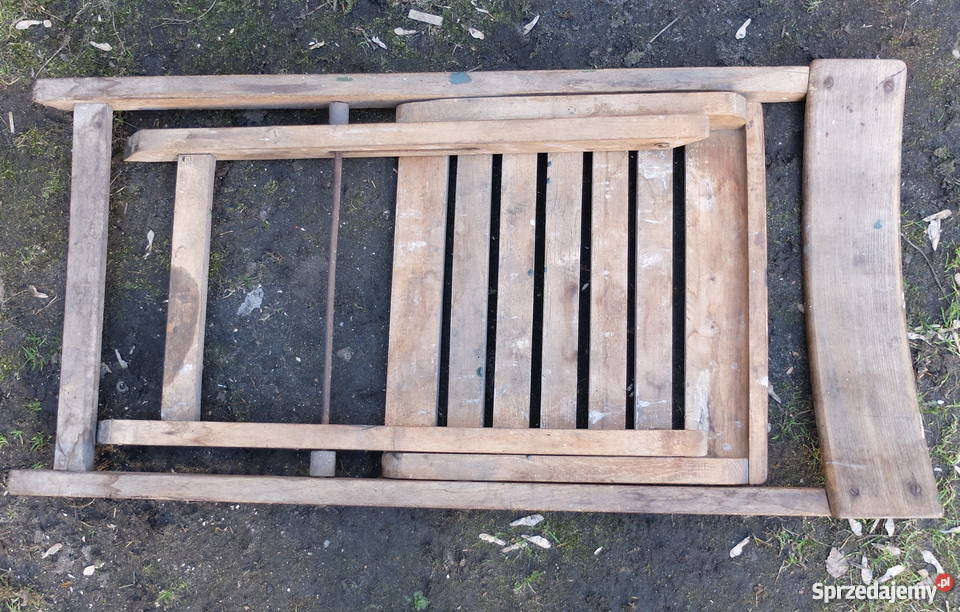 Stare drewniane krzesło składane 226 Kościan