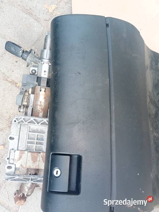 Deska rozdzielcza schowek Audi A4 B5 osobowe