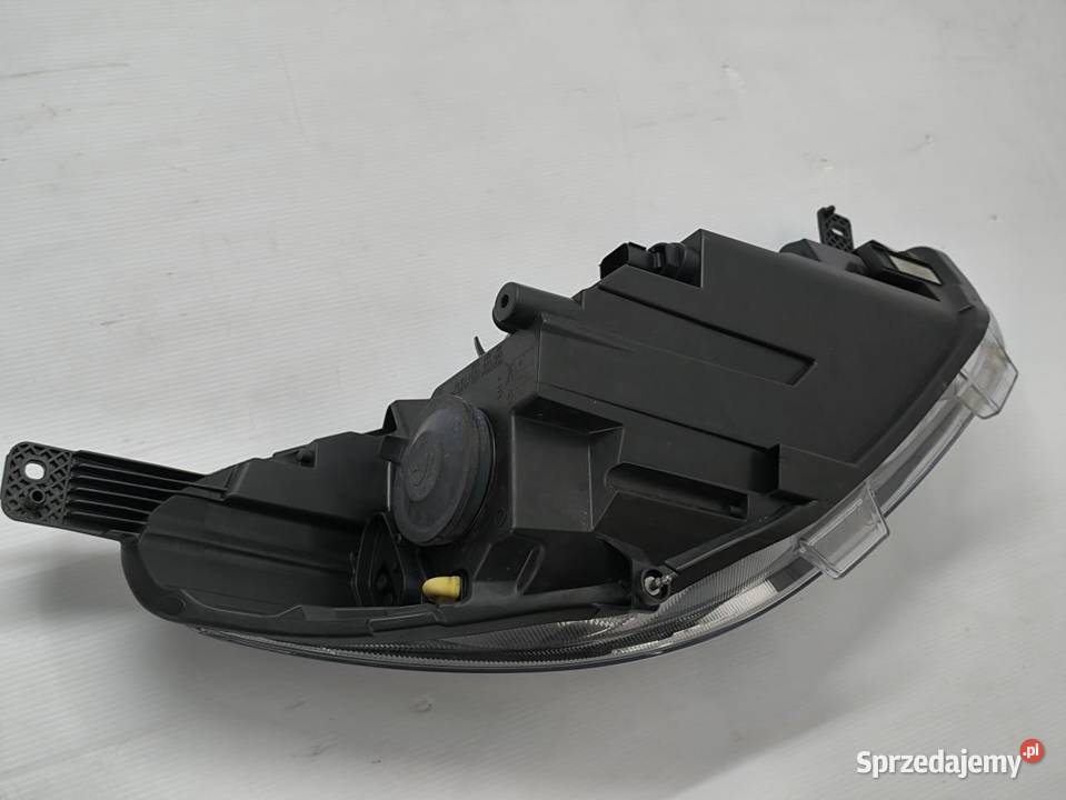 LAMPA LEWY PRZÓD NOWA IDEAŁ FORD FIESTA MK8