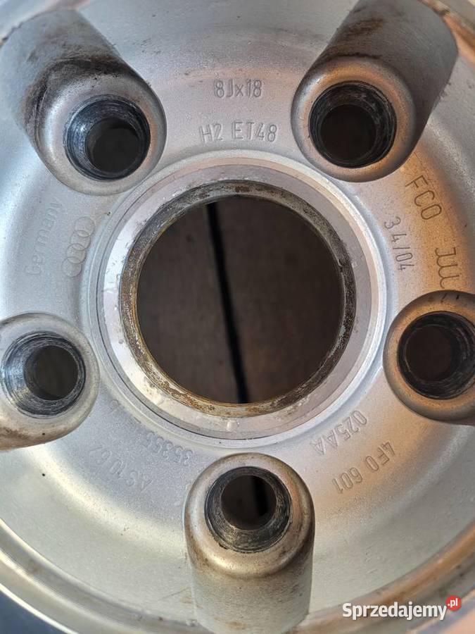 Alufelgi Audi A6 C6 Sline z oponami zimowymi 4F0