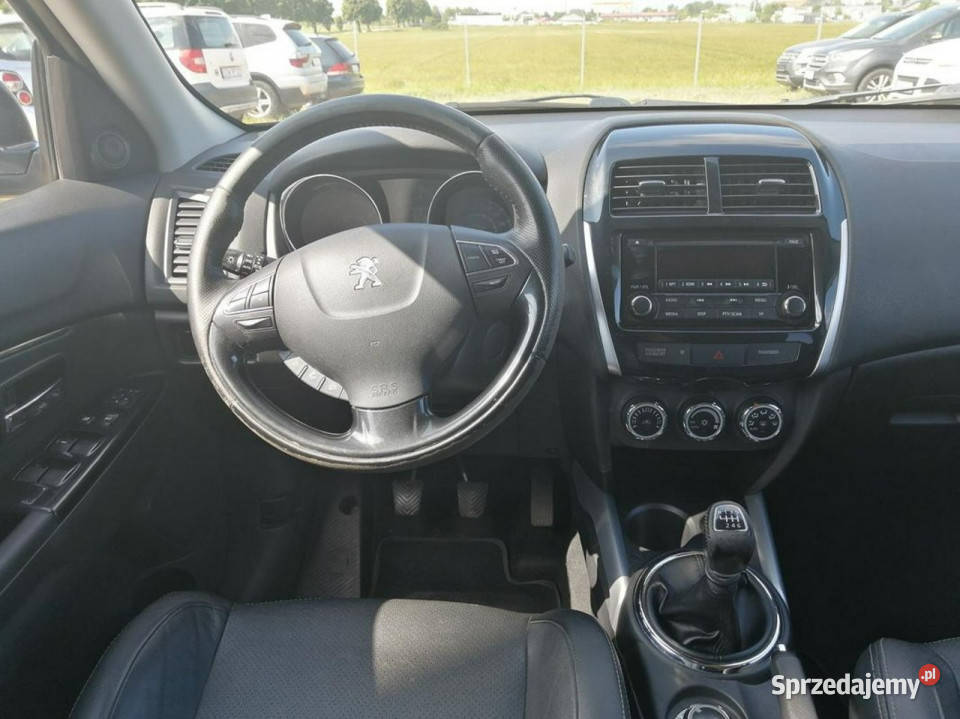 Peugeot 4008 16 115 4x4 klima panorama dach diesel