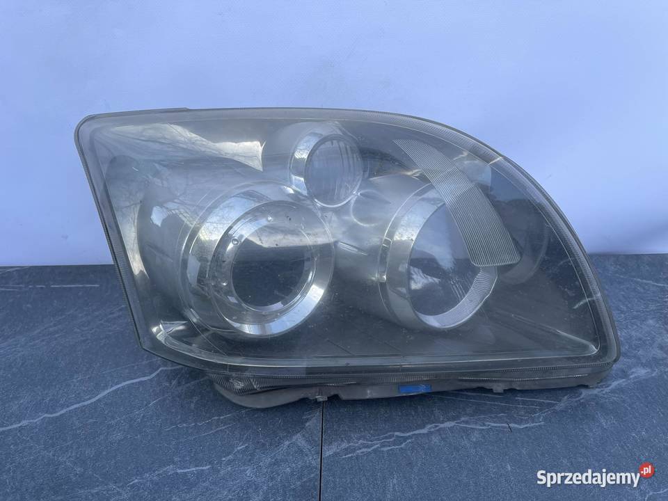 TOYOTA AVENSIS T25 LIFT PRAWY KLOSZ wielkopolskie