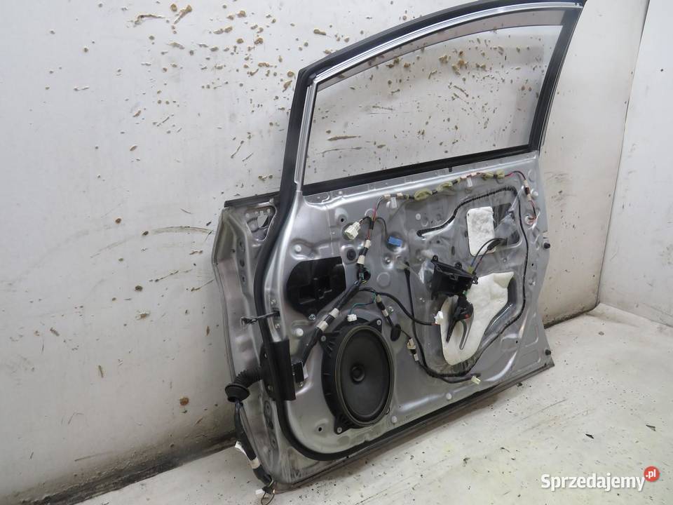 DRZWI PRAWY PRZÓD 1F7 PRIUS III lubelskie