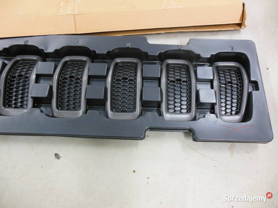 GRILL ATRAPA JEEP TRAILHAWK śląskie Kozy