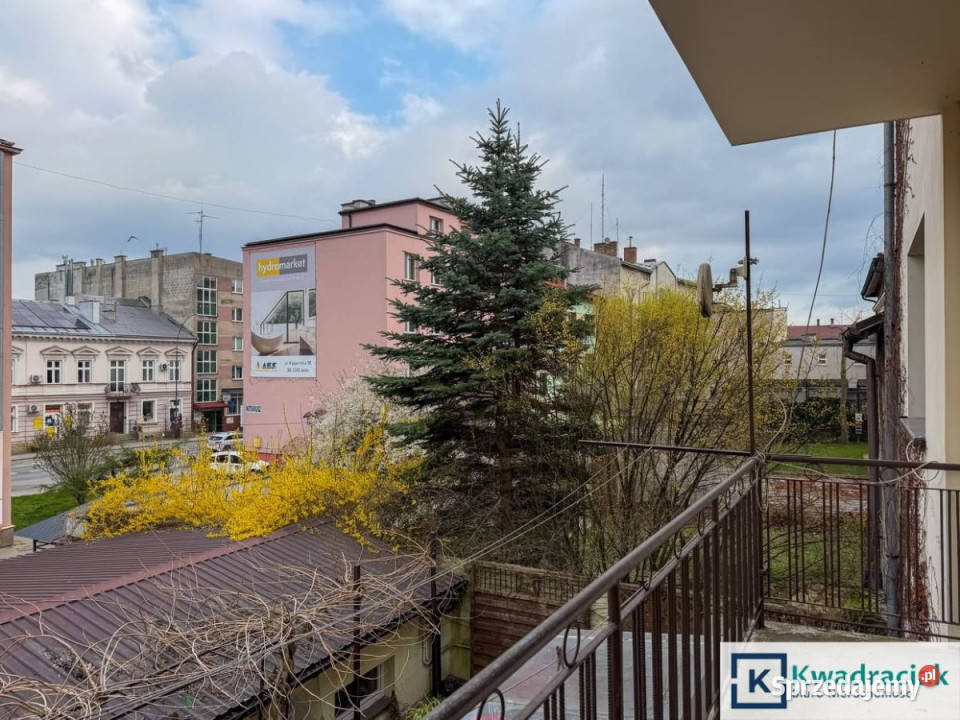 sprzedaży mieszkania Jasło 100m 3 pokojowe