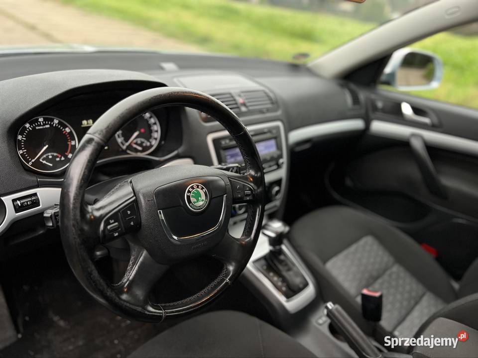 Skoda Octavia 2009 automat serwisowa Rok produkcji 2009 Bielsko-Biała