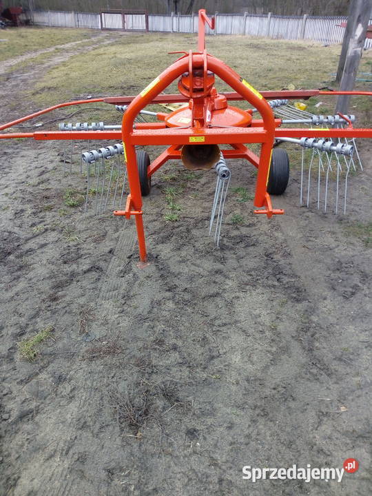 Zgrabiarka Stoll Maszyny zielonkowe wielkopolskie Turek