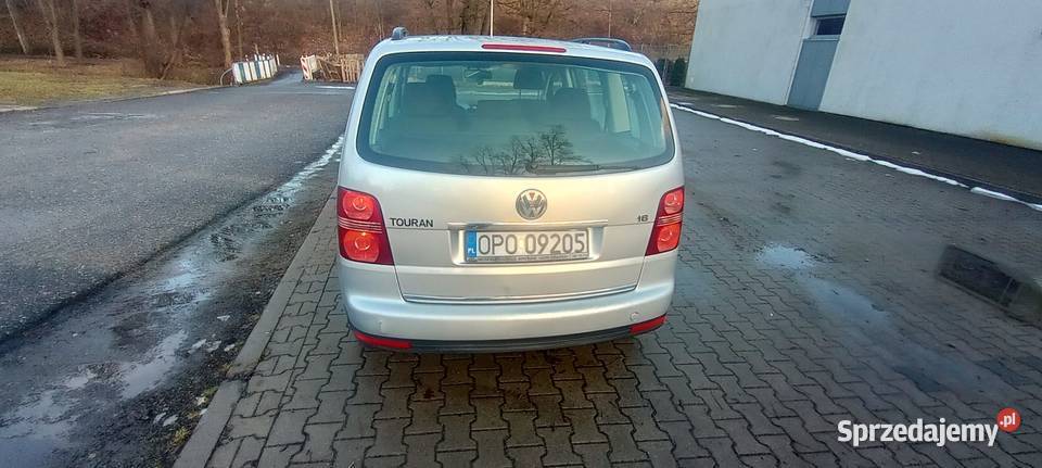 VW Touran 7 osobowy 1600 Benz MPI Paczków