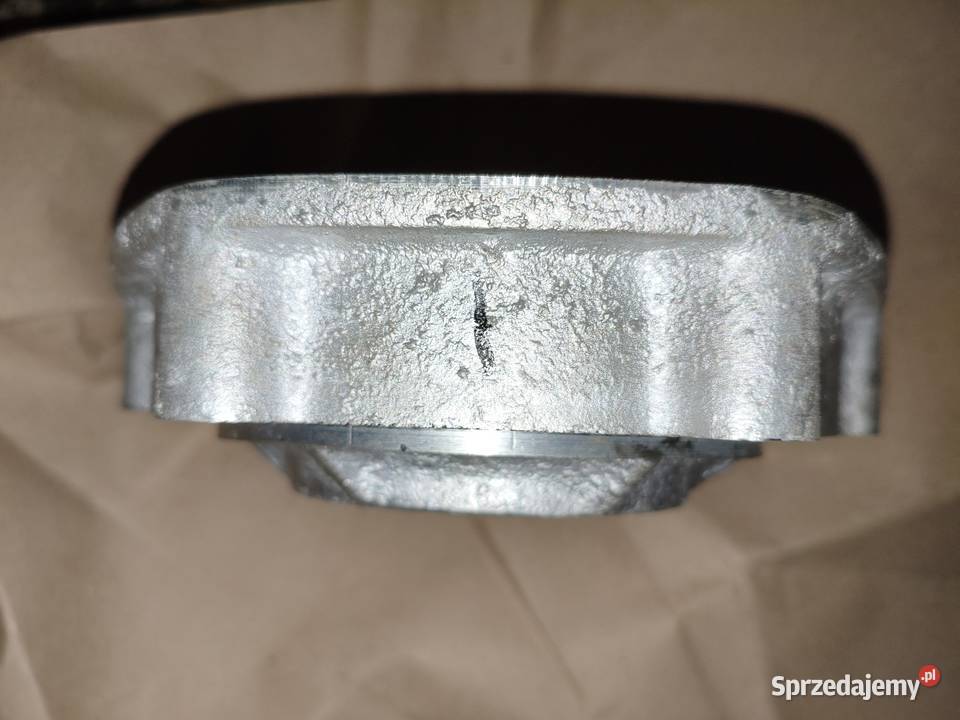 Pokrywa środkowa dyferencjału z napędem na koło Leszno