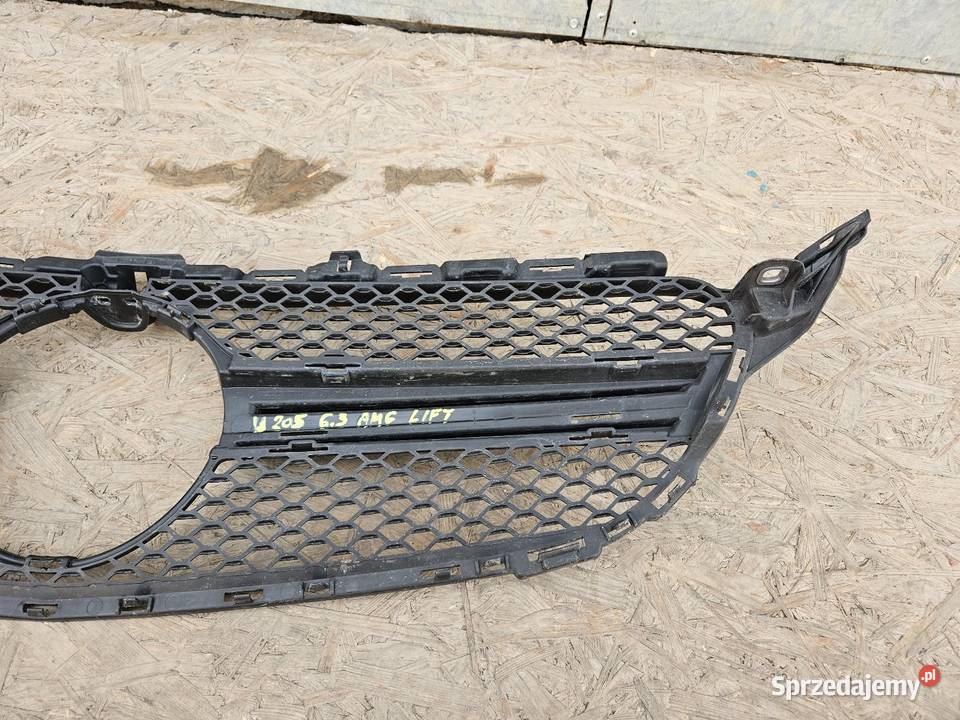 MERCEDES W205 AMG 43 GRILL ATRAPA ZDERZAKA PRZÓD Międzychód