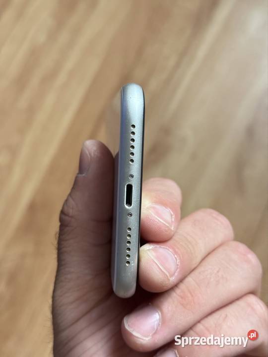 Iphone 11 Stan 77 Baterii Prokowo sprzedam