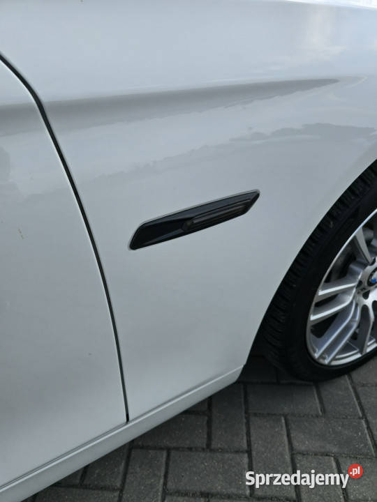 BMW 520 20benz SkóryNaviCarPlay SerwisNiski wspomaganie kierownicy