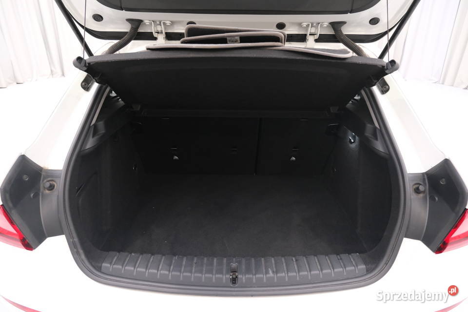 BMW 118i 2021 149900 ccm 136 benzyna mazowieckie Warszawa