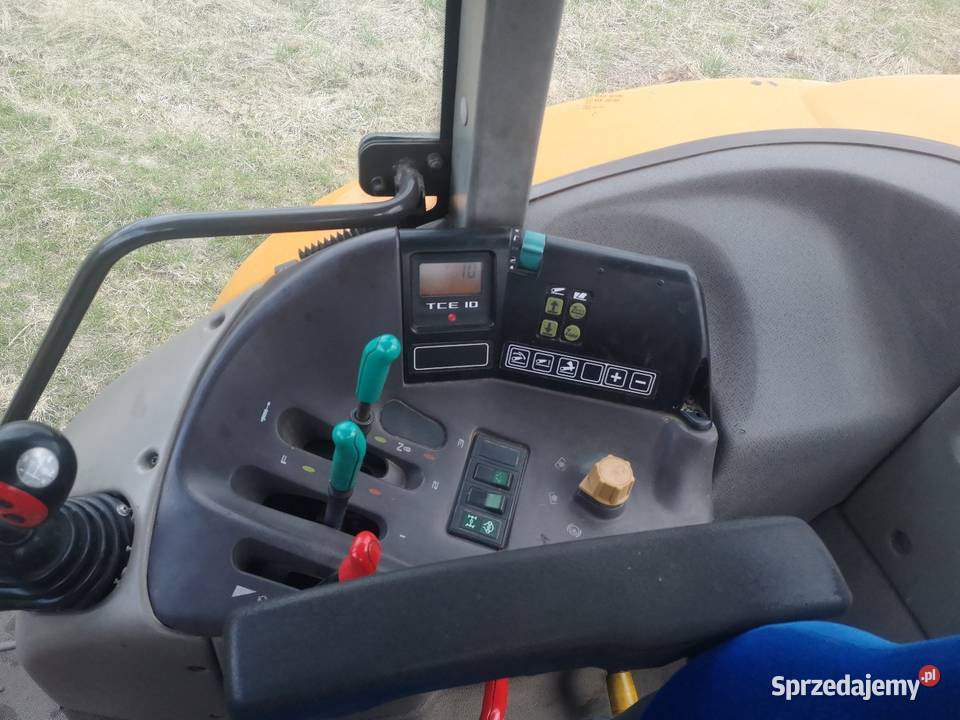Renault ares 550rx Napęd 4x4 Trzyciąż