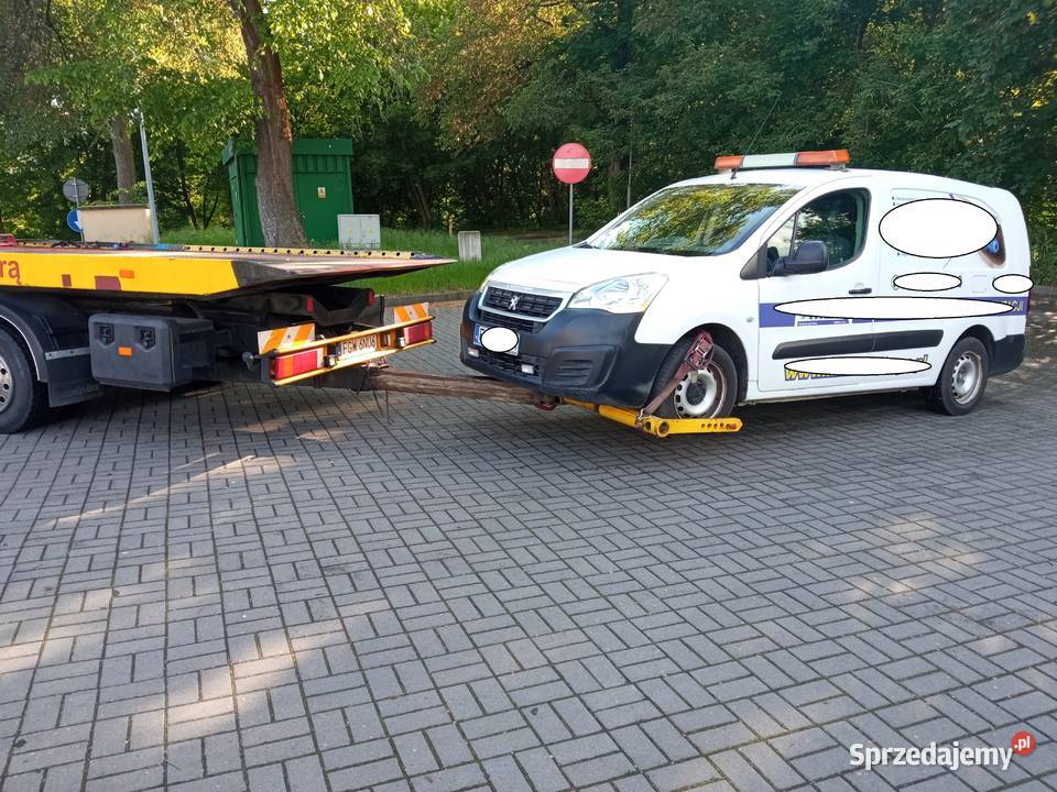 Mercedes 814 platforma widelec Pomoc drogowa 6000cm3