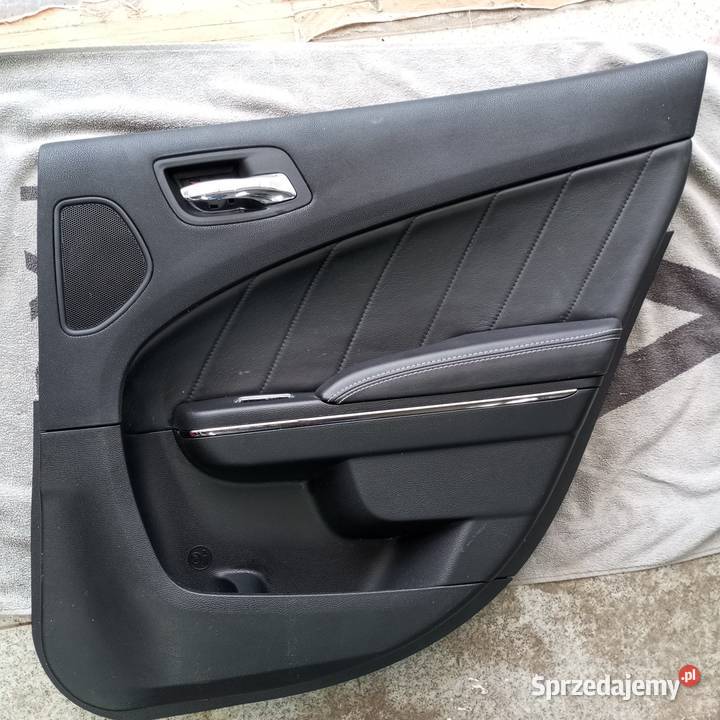 Boczek drzwi prawy tył Dodge Charger 2014 Tapicerki samochodowe