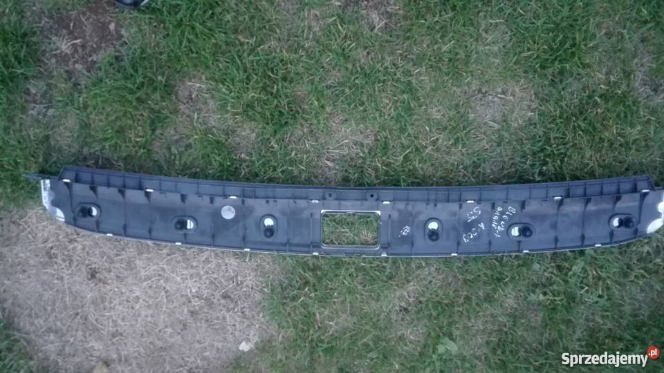 Blenda bagażnika Mercedes w203 Combi Rok produkcji 2002 Mieleszyn