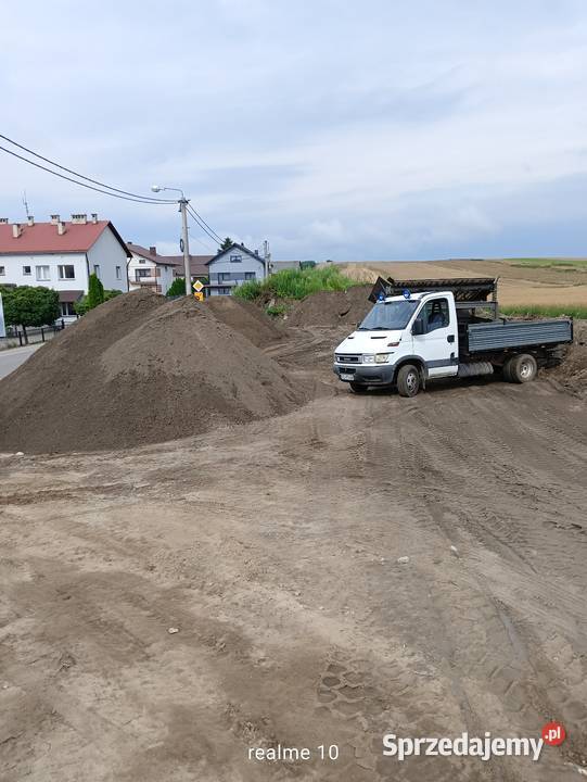 Ziemia piaszczysta gruz z kamieniem Ziemia małopolskie Wolbrom