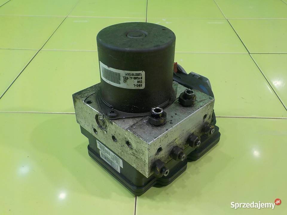 HYUNDAI ix20 16 CRDI 13r 5D pompa ABS 589201K200 Suków