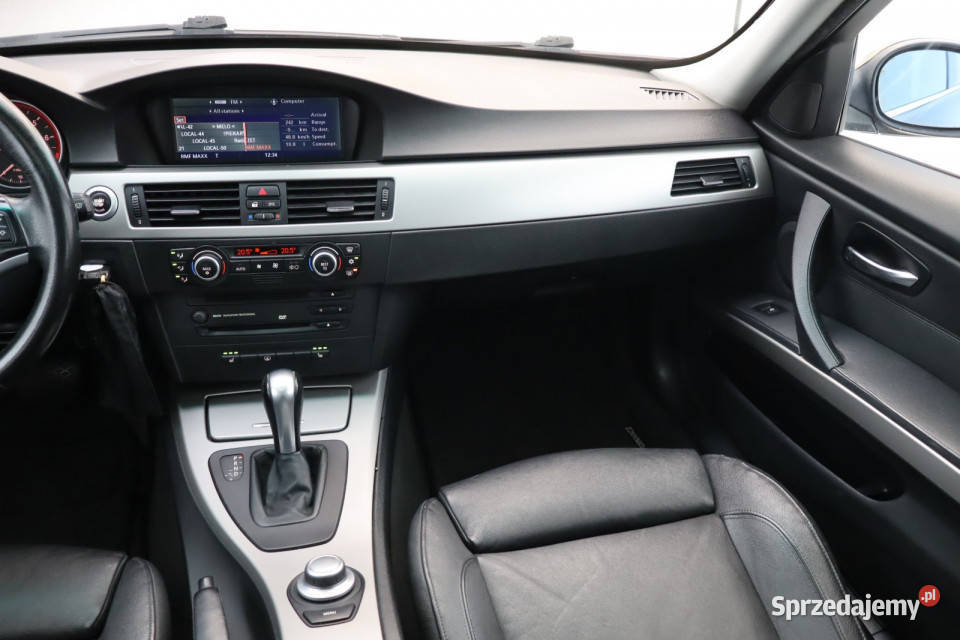 BMW 3 325 i