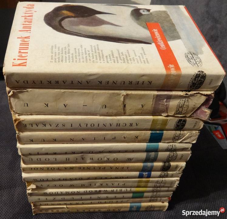 Zestaw 13 książek seria wydawnicza Naokoło Szczecin