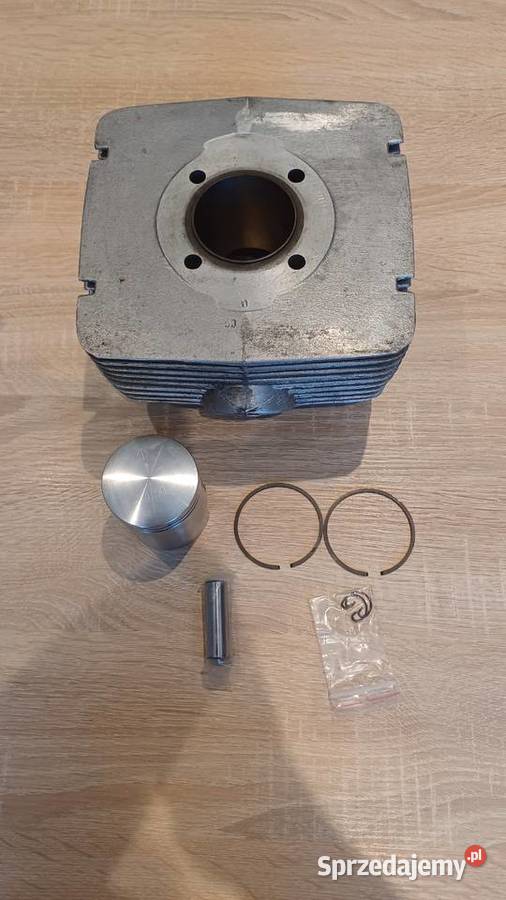 Oryginalny cylinder MZ ETZ 150 ori DDR komplet z łódzkie Zduńska Wola
