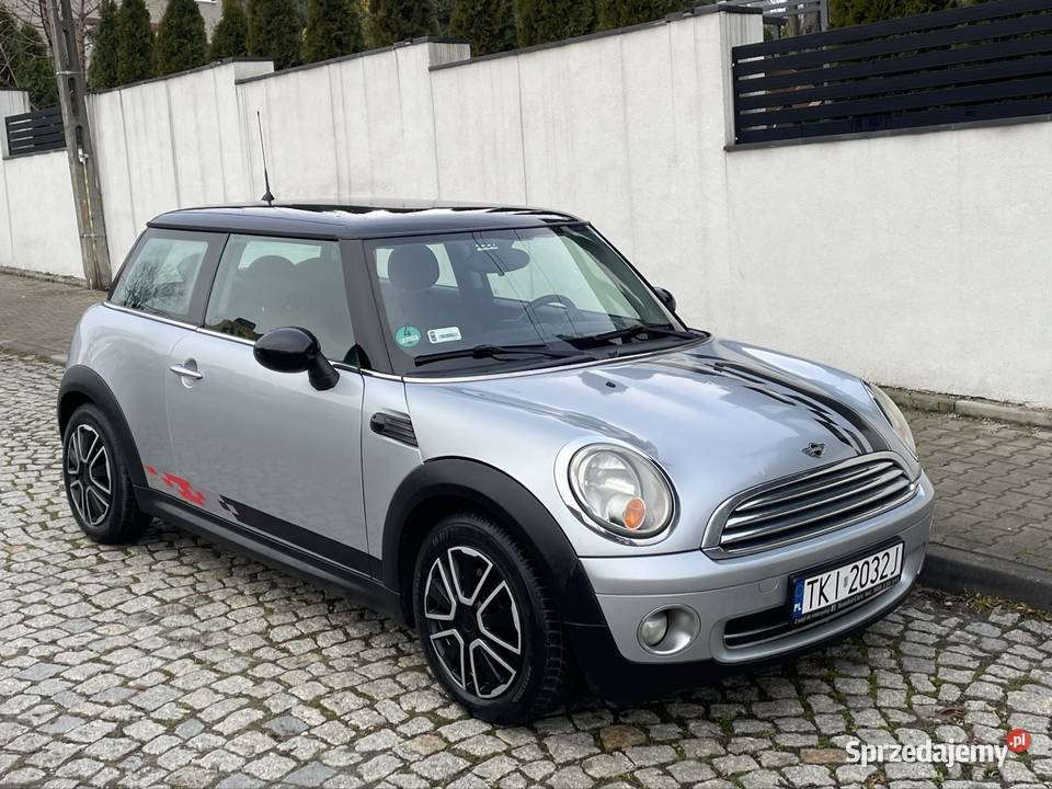 Mini Cooper R56 16 benzyna 120 6 biegów 2x kpl Rok produkcji 2006 sprzedam