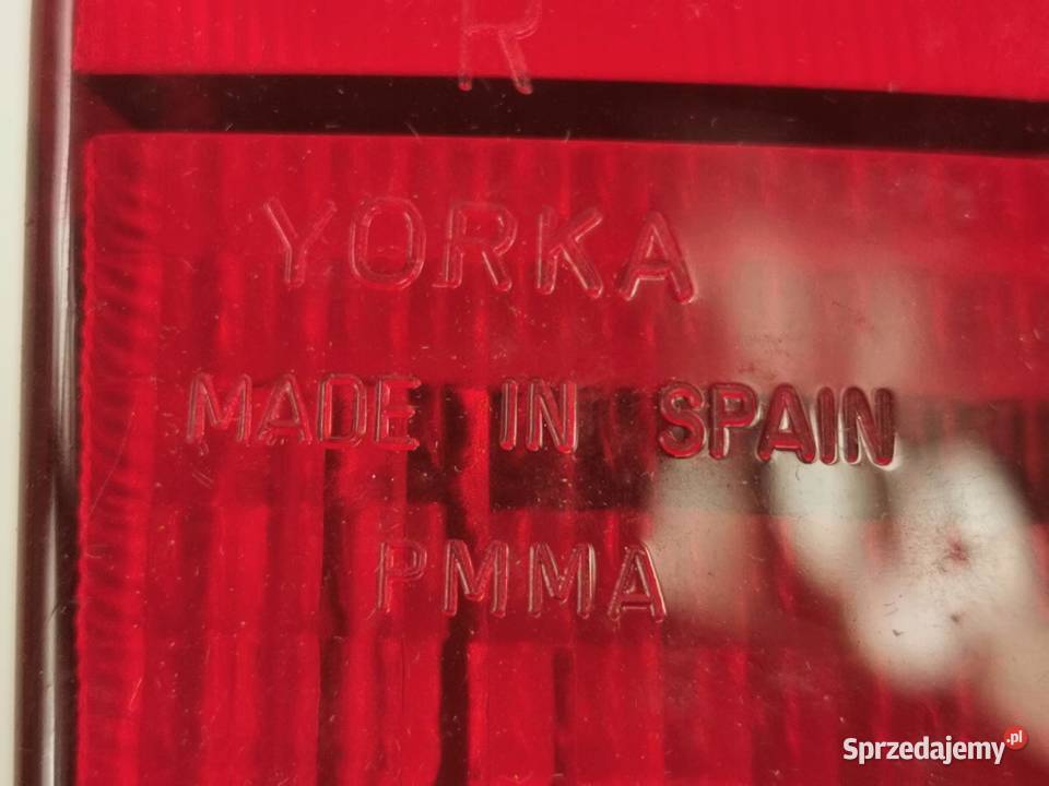LAMPA PRAWY TYŁ OPEL ASTRA F KOMBI 1998 MAGNETI Lampy cofania sprzedam