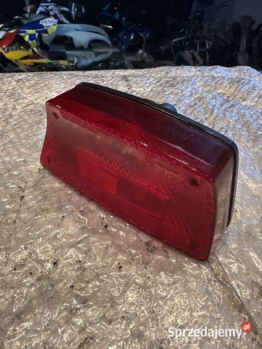 SUZUKI GSX 550 Lampa tył Klosz Mocowanie Uchwyt Poznań