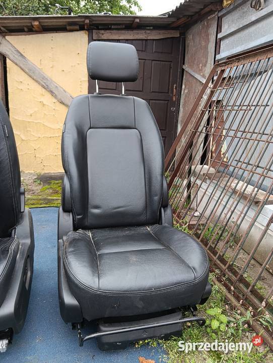 Sprzedam dwa fotele chevrolet captiva Kraśnik