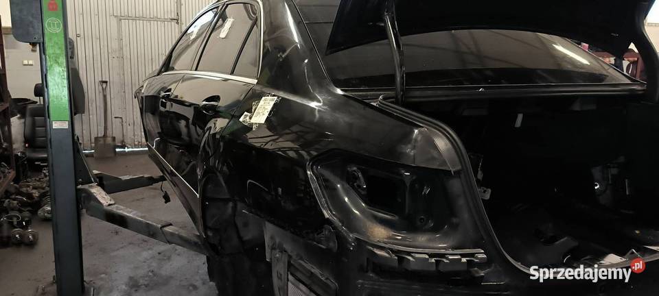 ĆWIARTKA BŁOTNIK LEWY TYŁ MERCDESBENZ W212 E350 Lipno