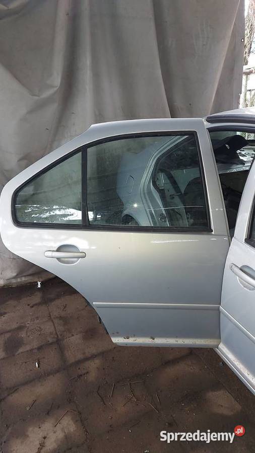Drzwi lewe kompletne VW Bora 1999r 16 SR benz Poznań