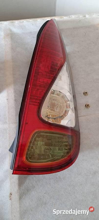 lampy do Toyota Yaris Verso z roku 2003 Lampy przednie Toruń