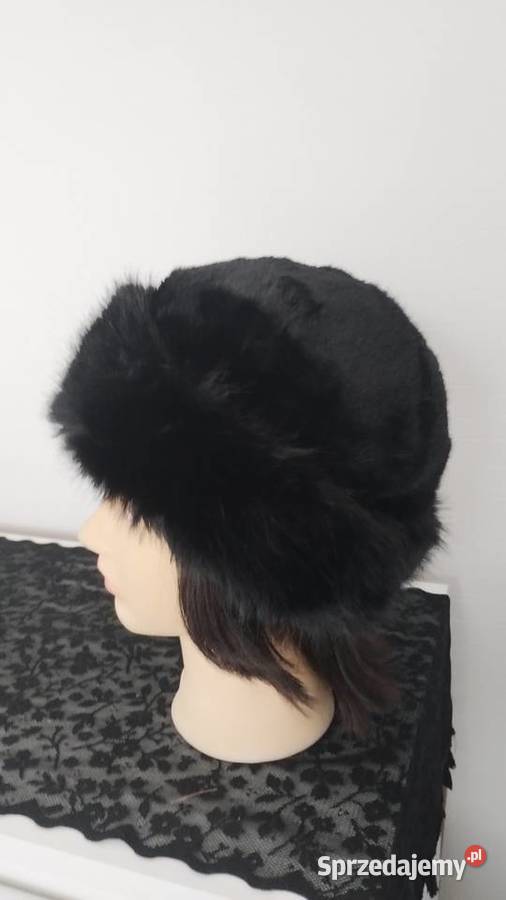 Czarna ciepła czapka imitacja futerka Hażlach sprzedam