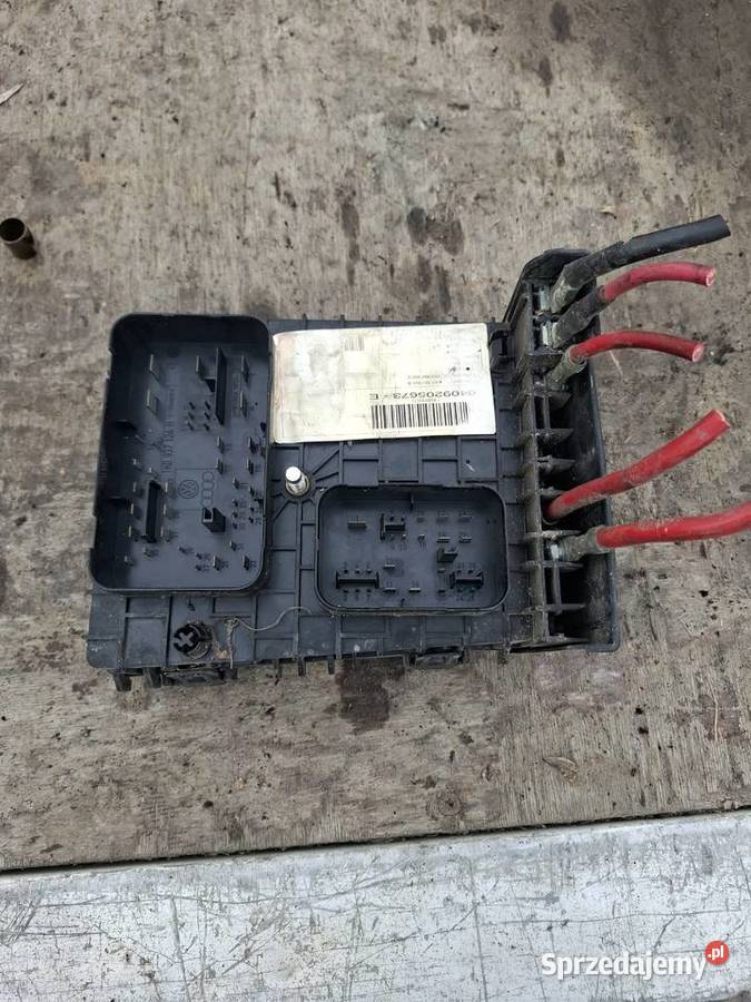 Skrzynka Bezpieczników Volkswagen Touran 19TDI Wisznice