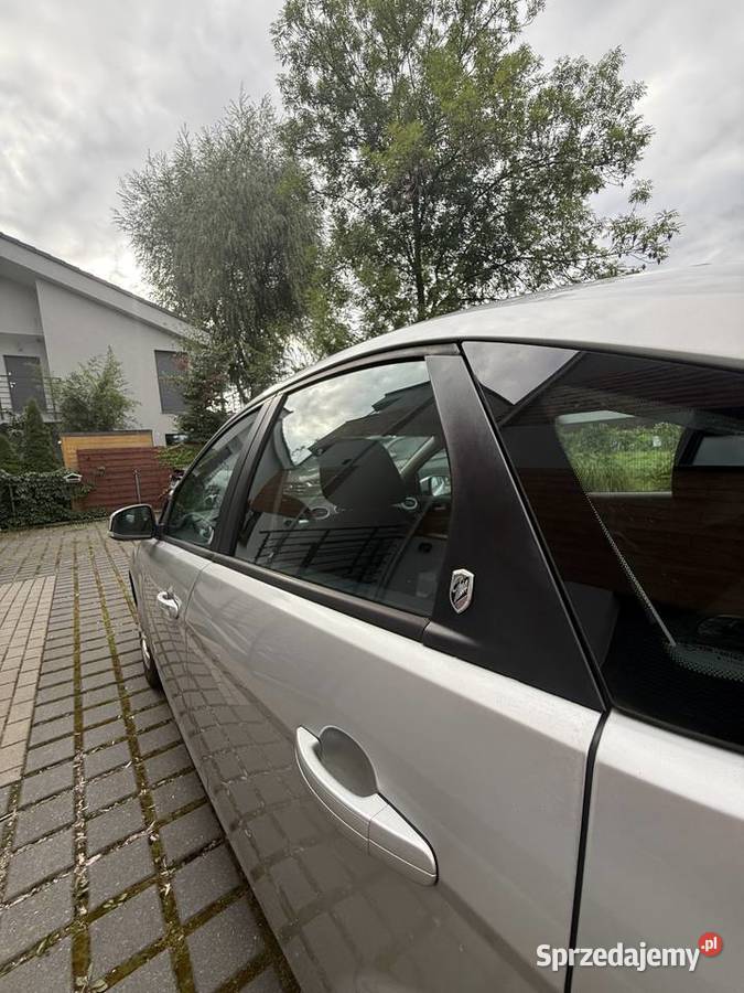 Ford Focus Mk2 GHIA 16 Benzyna 2008 r Zielona Góra