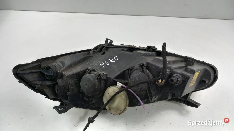 MERCEDES W169 LAMPA PRZÓD PRAWA osobowe Zbierkowo sprzedam