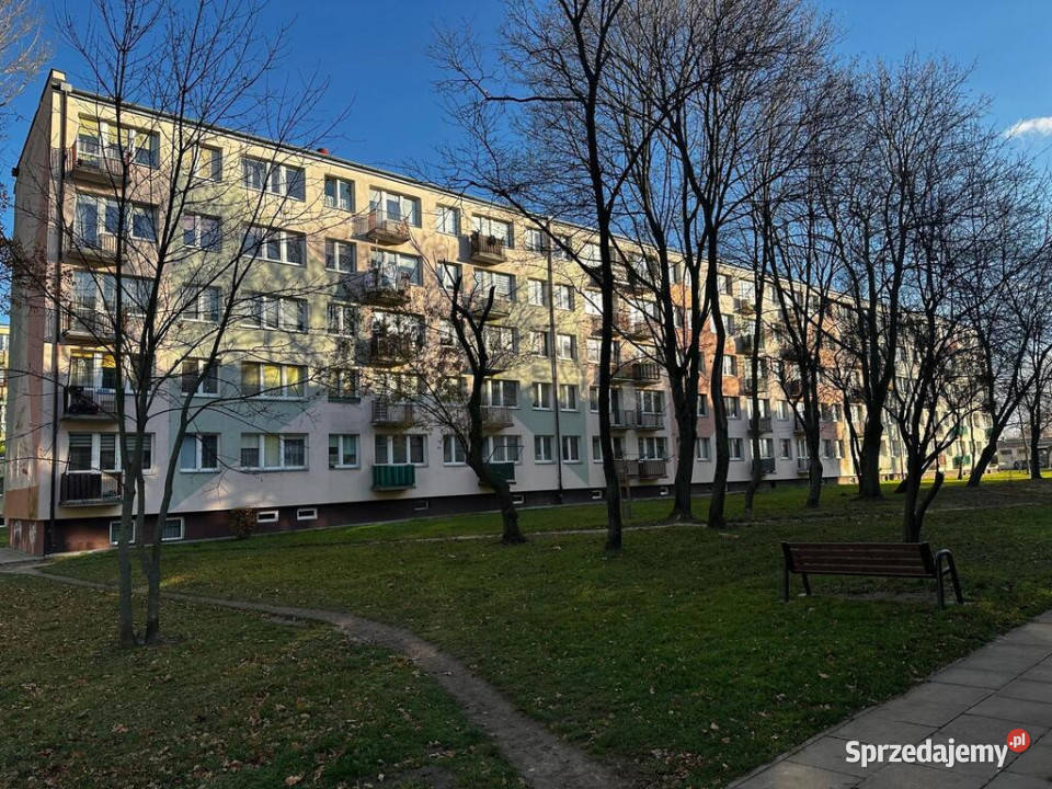 Na sprzedaż mieszkanie o pow 63m2 do remontu Piotrków Trybunalski