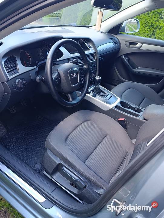 Audi A4 B8 20 TDI 143 S line BiXenon LED manual łódzkie Świerczyńsko