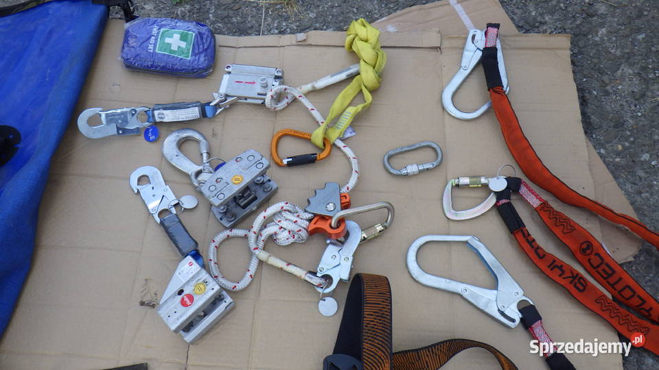 Uprząż Zestaw Sprzęt wspinaczkowy Komplet Dębica sprzedam